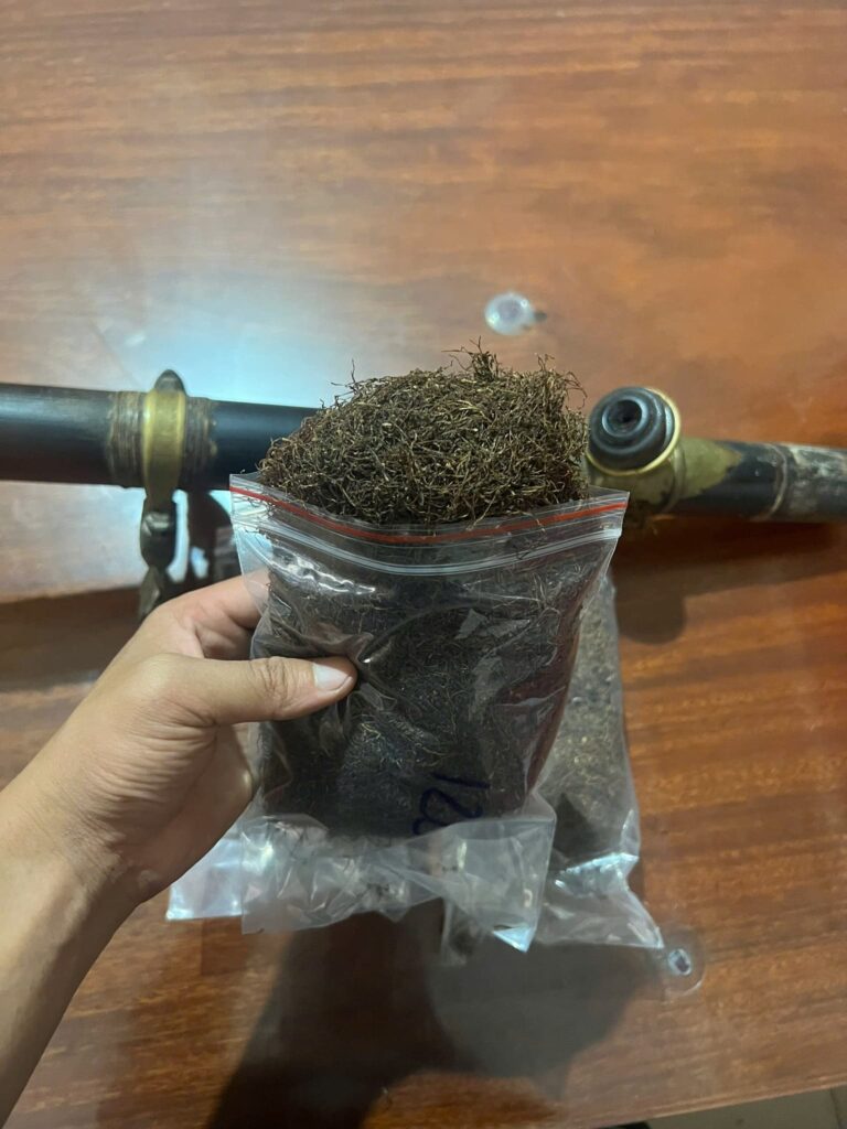 Thuốc Lào Bị Mốc Phải Làm Sao? 5 Cách Bảo Quản Thuốc Sợi Vàng Lâu Hỏng